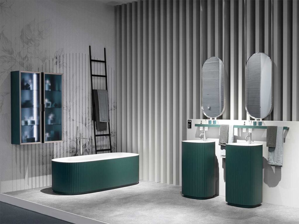 Disenia Modern Bold Bathroom